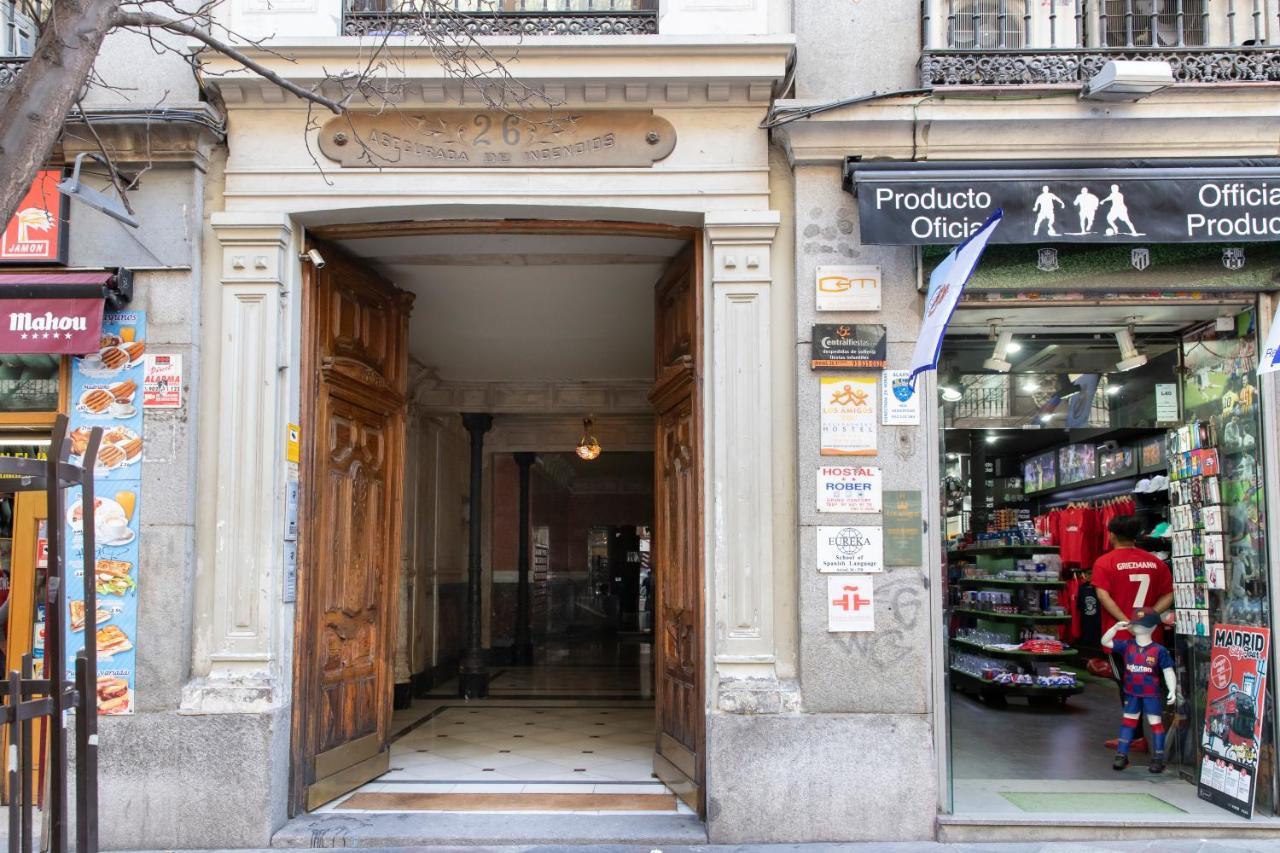 Hostal Rober Madrid Exterior photo